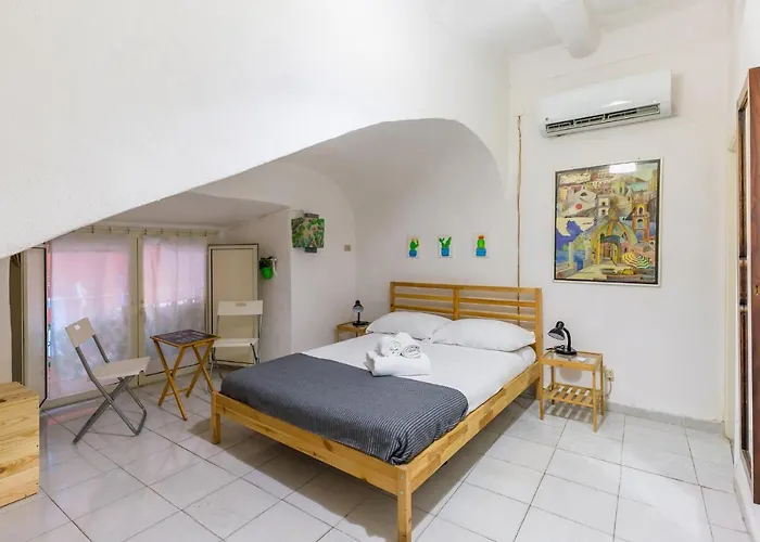 Double Room At Historical Palazzo Spinelli